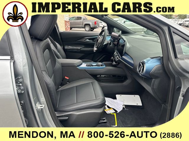 New 2026 Chevrolet Equinox EV LT image 35