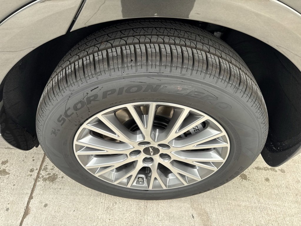 New 2026 Genesis GV80 2.5T image 21