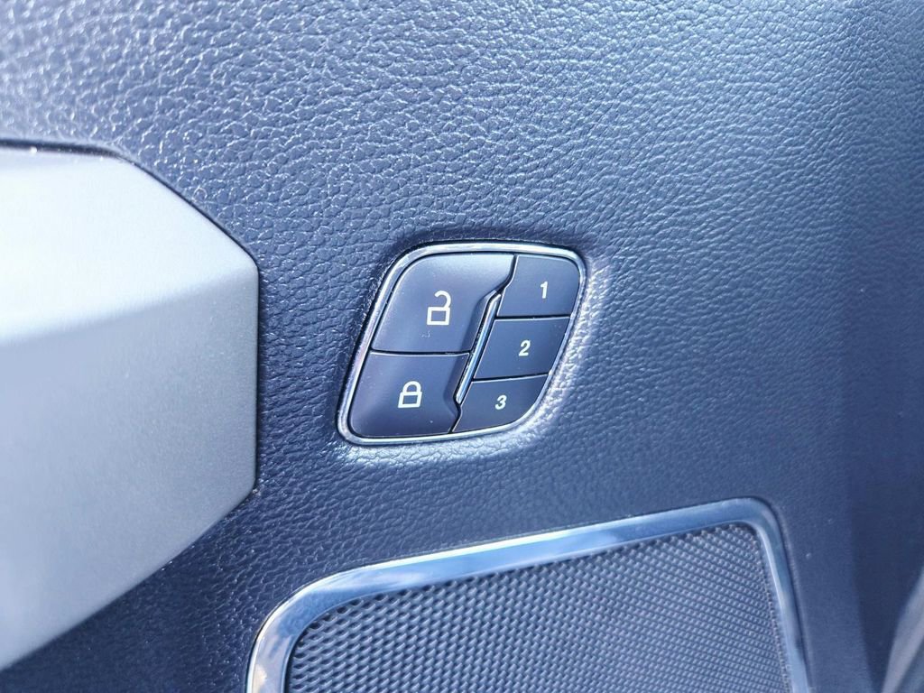 Used 2017 Ford F350 Lariat w/ Lariat Ultimate Package image 42