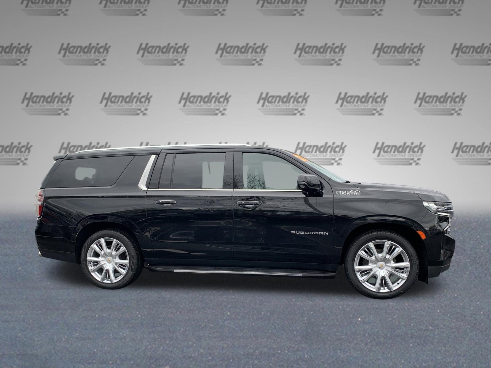 Used 2021 Chevrolet Suburban High Country AWD/4WD image 10