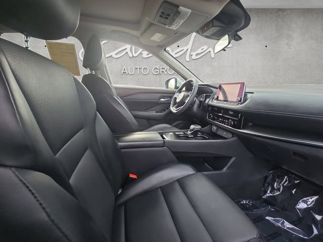 Used 2023 Nissan Rogue SV w/ SV Premium Package image 24