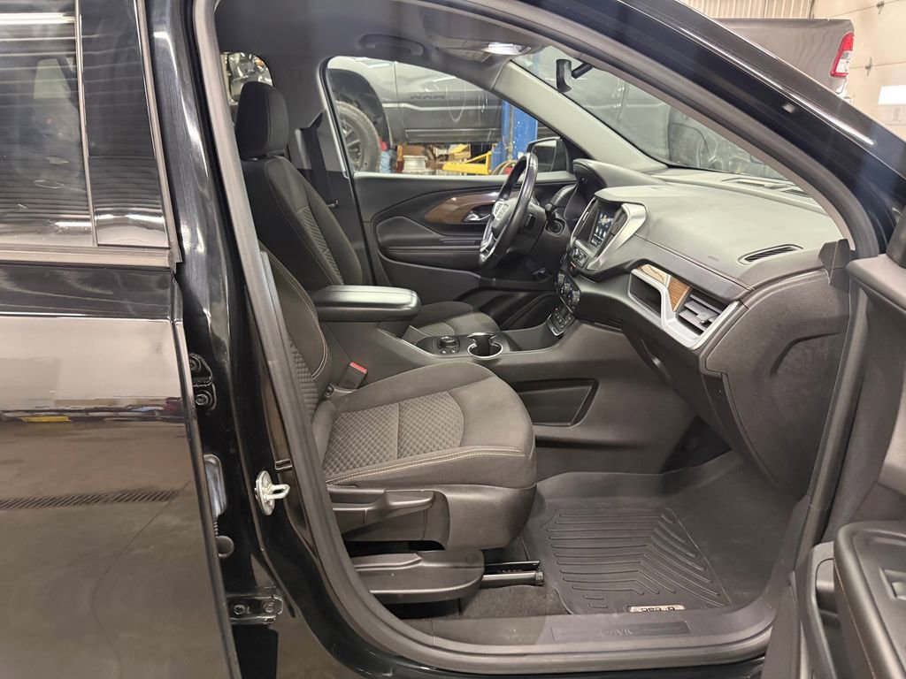 Used 2019 GMC Terrain SLE w/ Driver Convenience Package FWD image 35