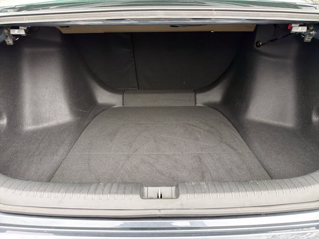 Used 2025 Honda Accord SE image 27