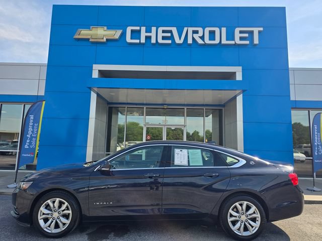 Used 2018 Chevrolet Impala LT w/ LT Convenience Package FWD image 2