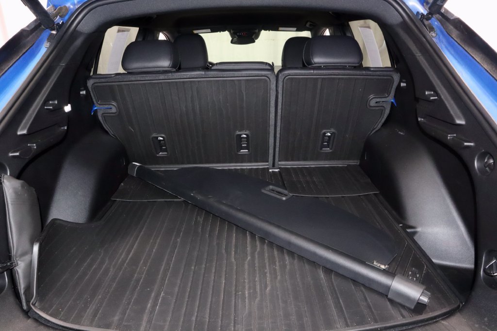 Used 2025 Chevrolet Equinox EV LT FWD image 13