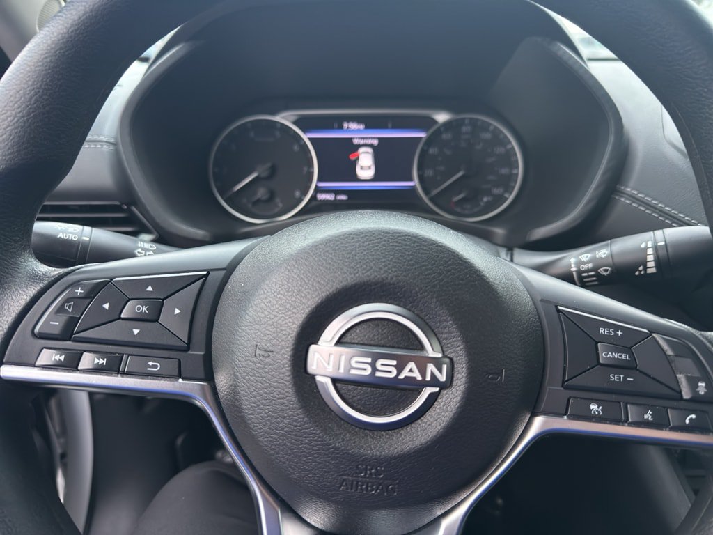 Used 2024 Nissan Sentra SV FWD image 12