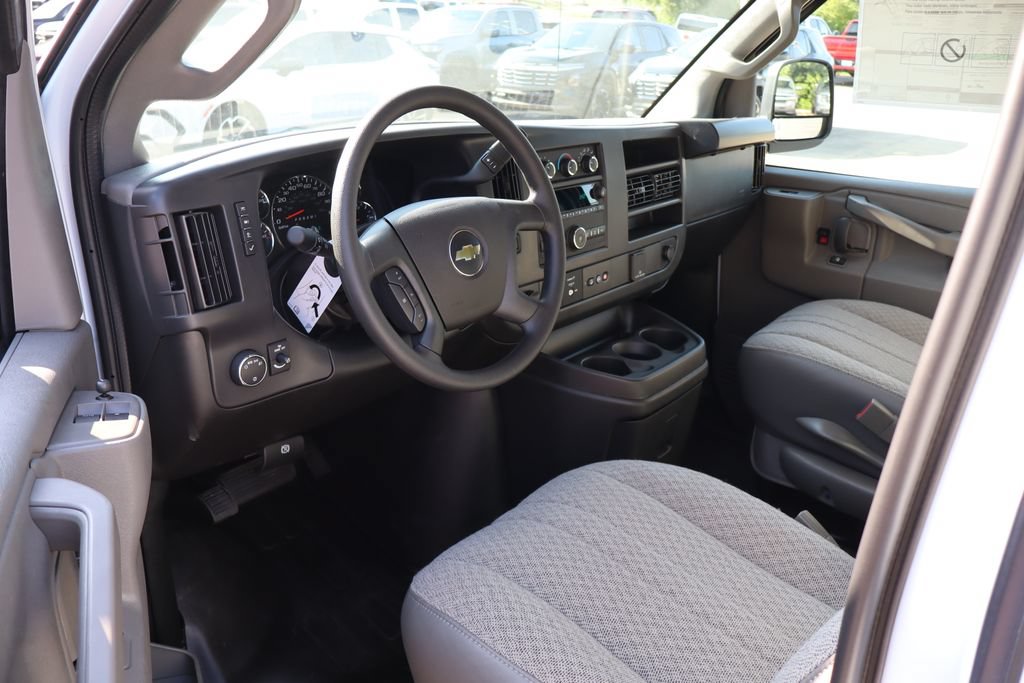 New 2025 Chevrolet Express 2500 w/ Driver Convenience Package RWD image 10