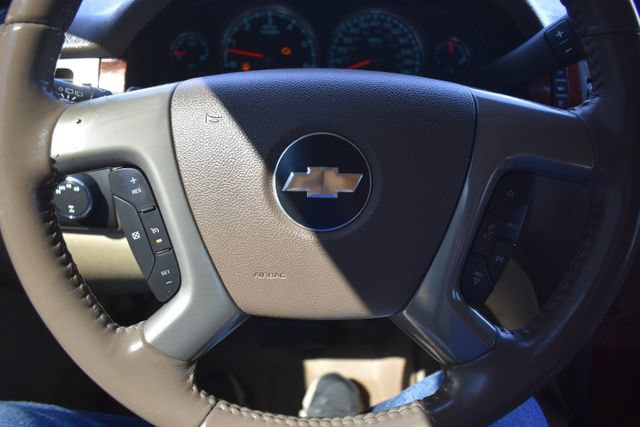 Used 2009 Chevrolet Tahoe LTZ AWD/4WD image 24