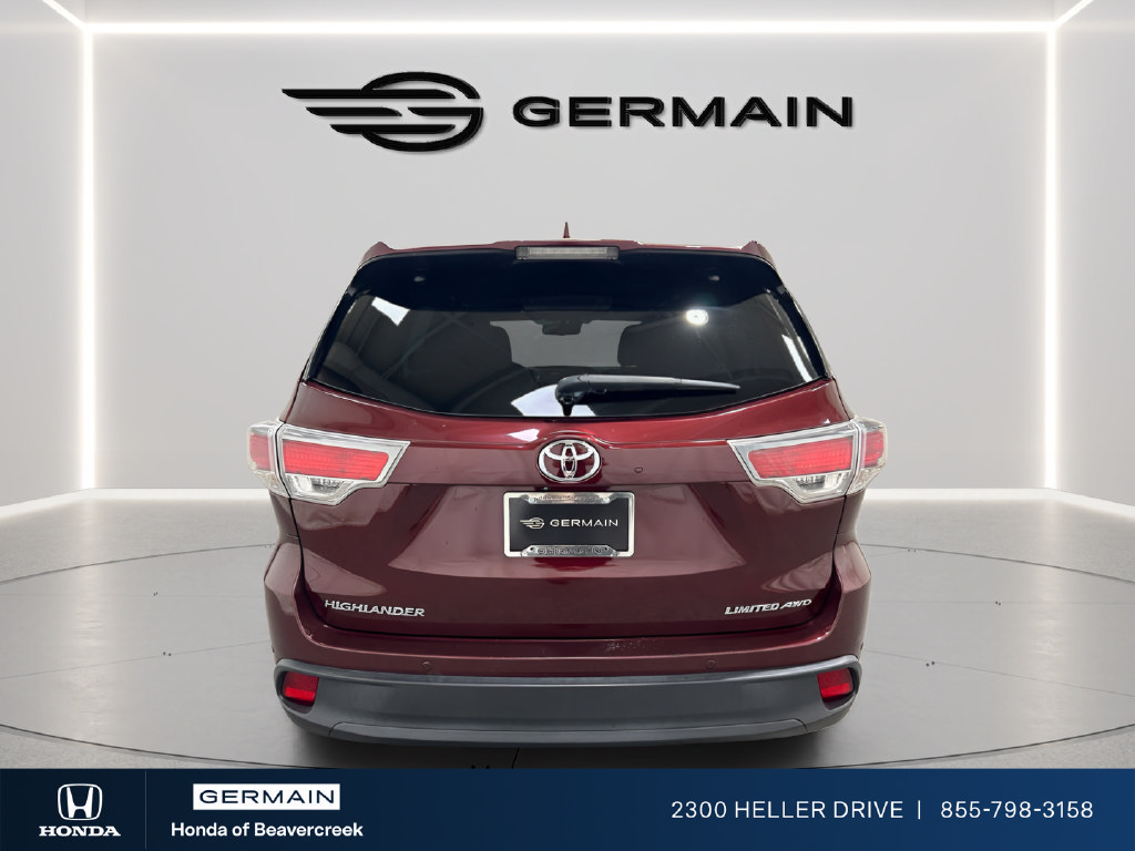 Used 2015 Toyota Highlander Limited w/ Driver Technology Package AWD/4WD image 7