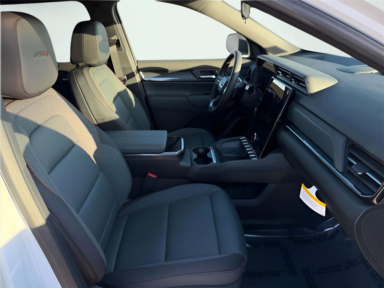 New 2026 GMC Terrain AT4 w/ Convenience Package III image 15