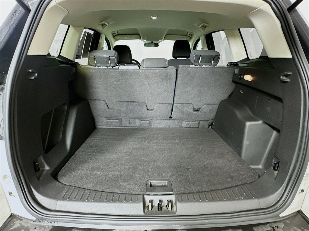 Used 2017 Ford Escape SE w/ Equipment Group 201A image 24