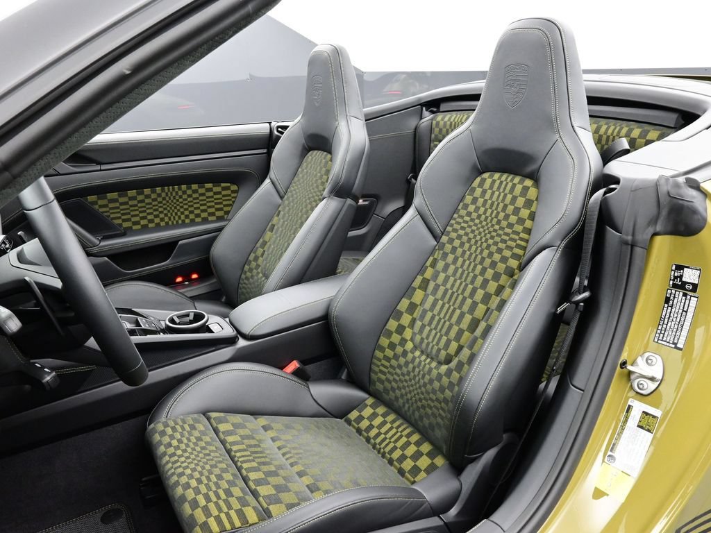 Certified 2026 Porsche 911 Carrera GTS RWD image 5