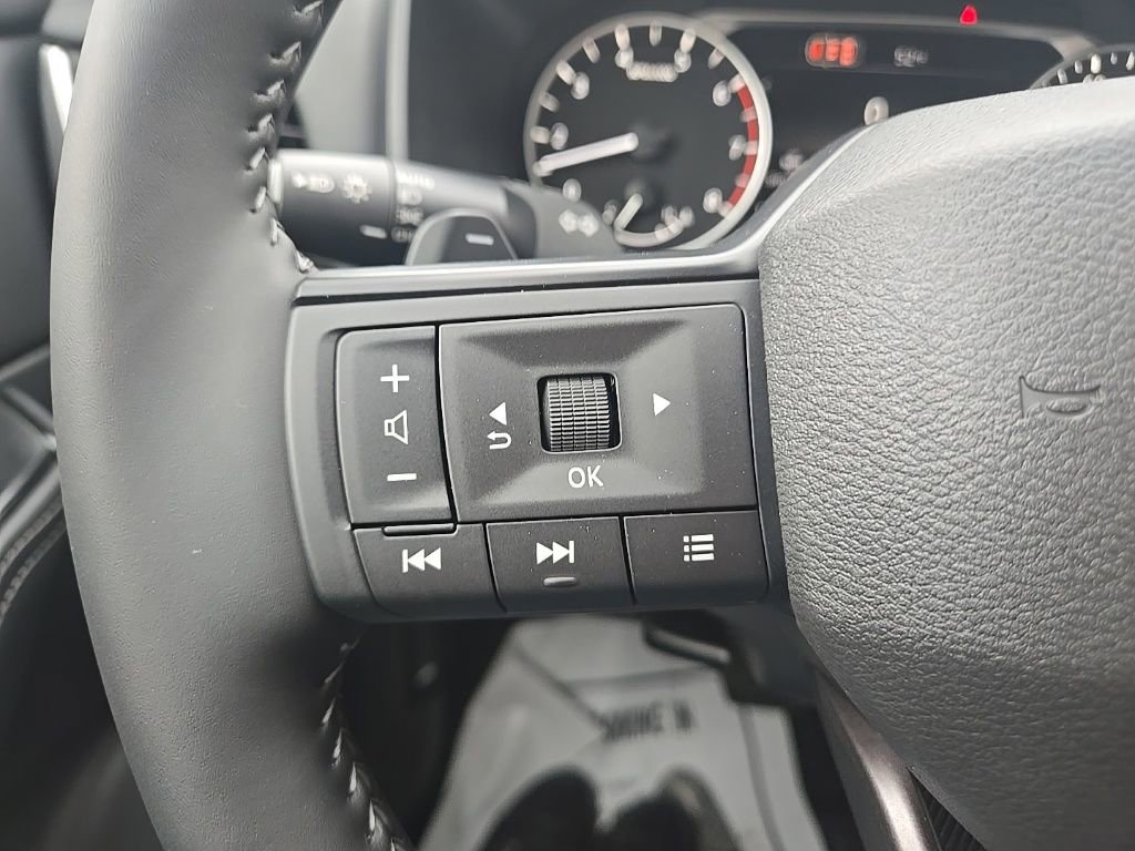 New 2026 Nissan Rogue SV w/ Cold Weather Package AWD/4WD image 17