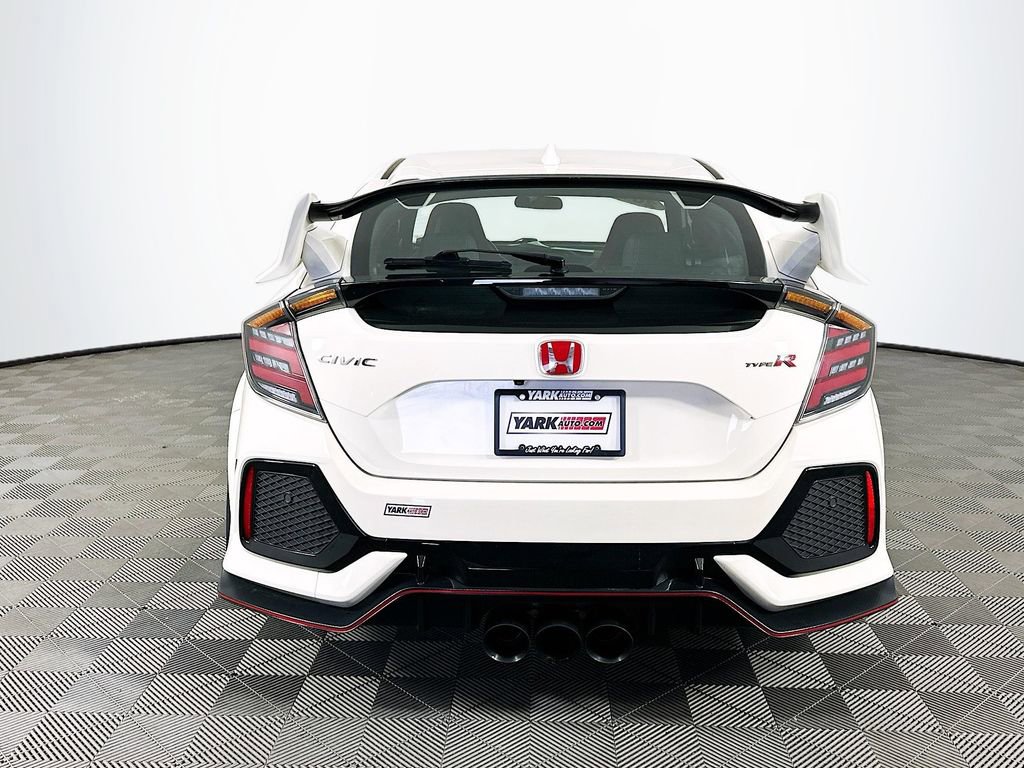 Used 2019 Honda Civic Type R image 10