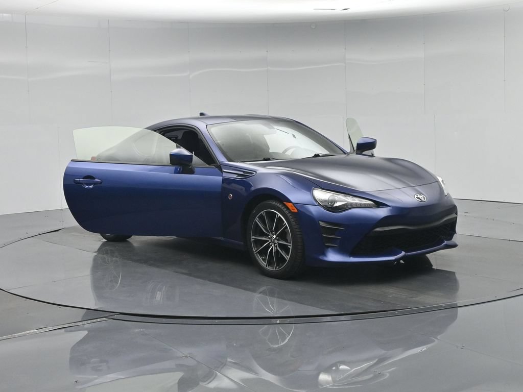 Used 2020 Toyota 86 RWD image 30
