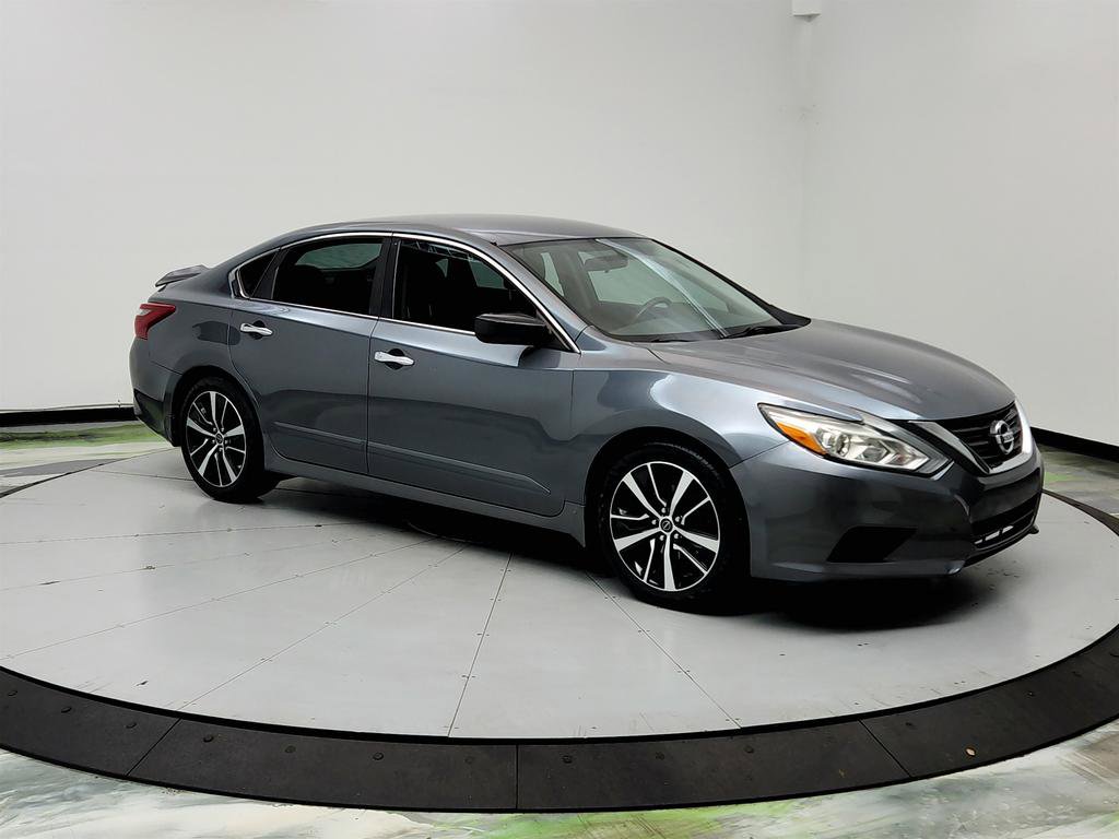 Used 2018 Nissan Altima 2.5 S w/ S Convenience Package FWD image 3