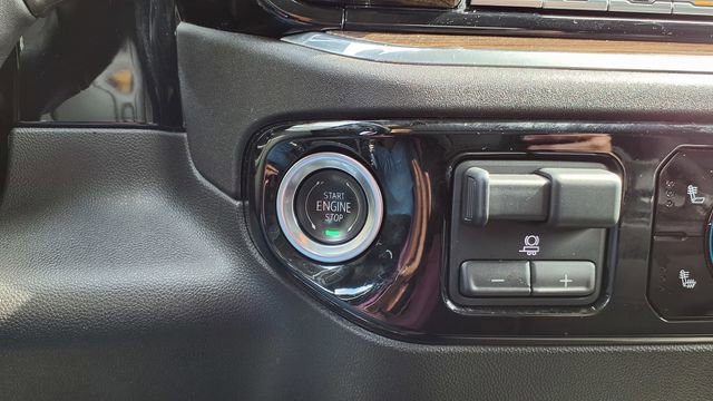 Used 2025 Chevrolet Silverado 1500 LT image 28