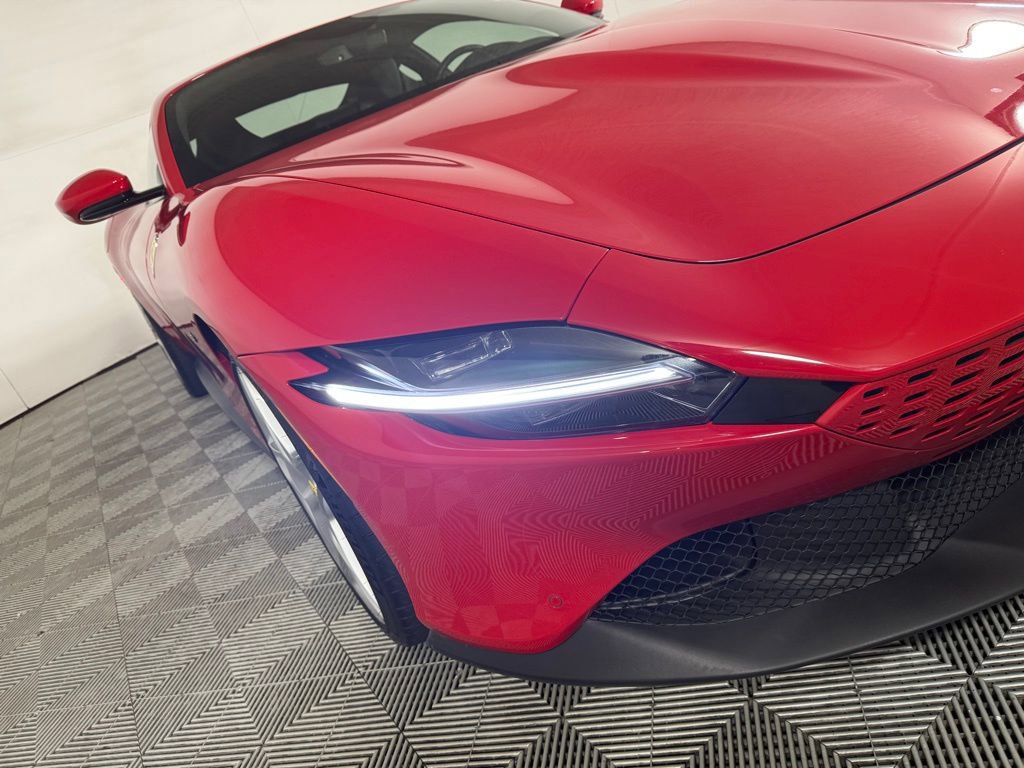 Used 2021 Ferrari Roma image 10
