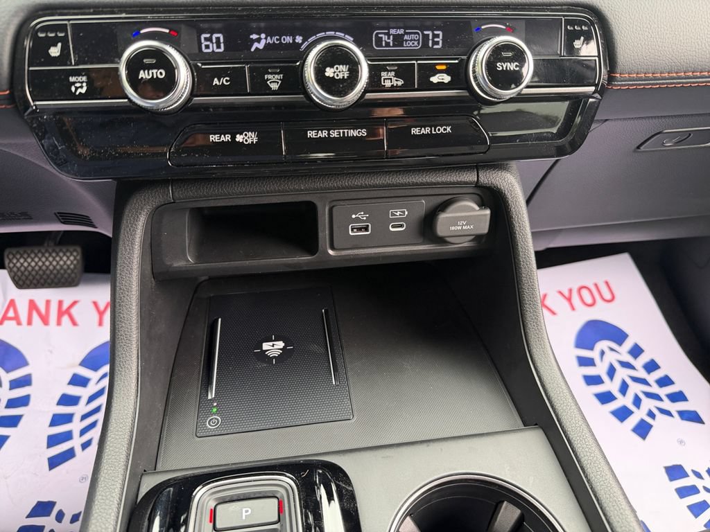 Used 2025 Honda Pilot TrailSport image 19