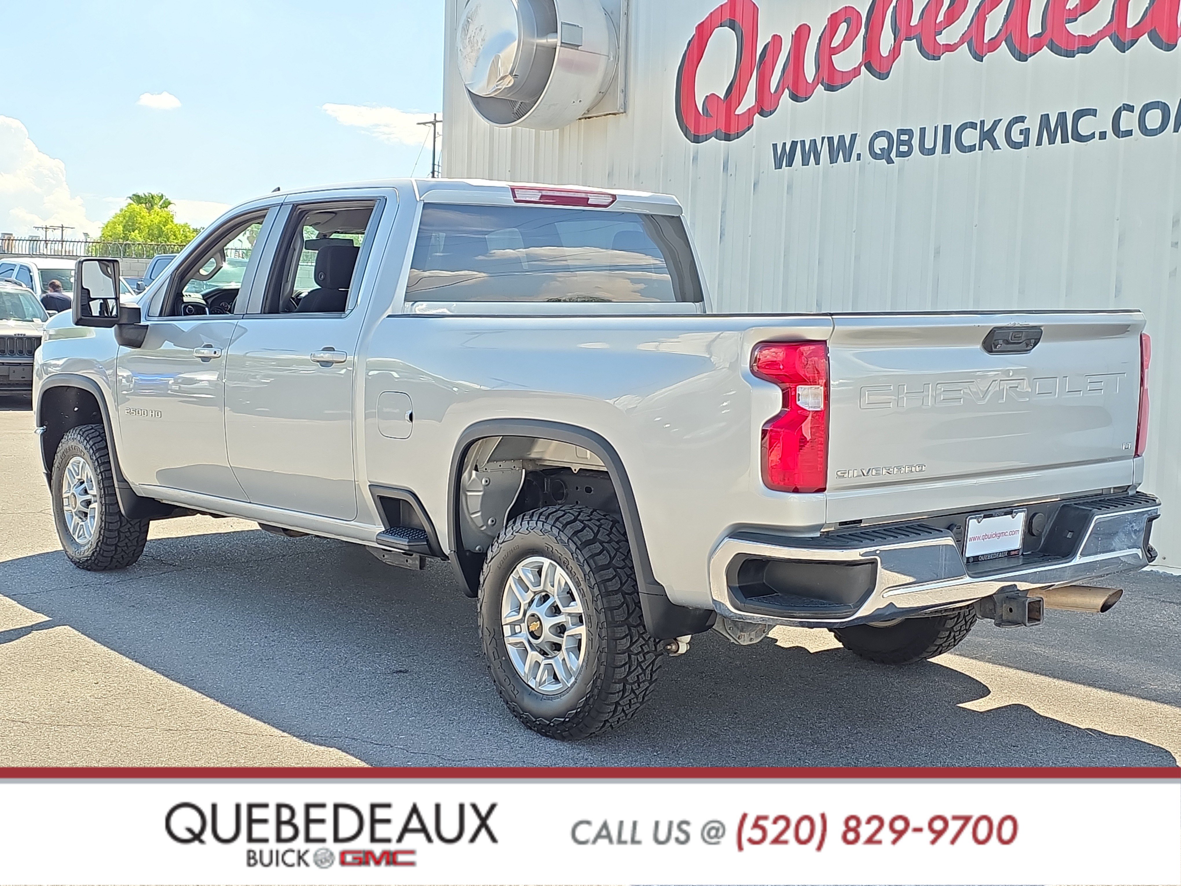 Used 2020 Chevrolet Silverado 2500 LT w/ Advanced Trailering Package AWD/4WD image 5