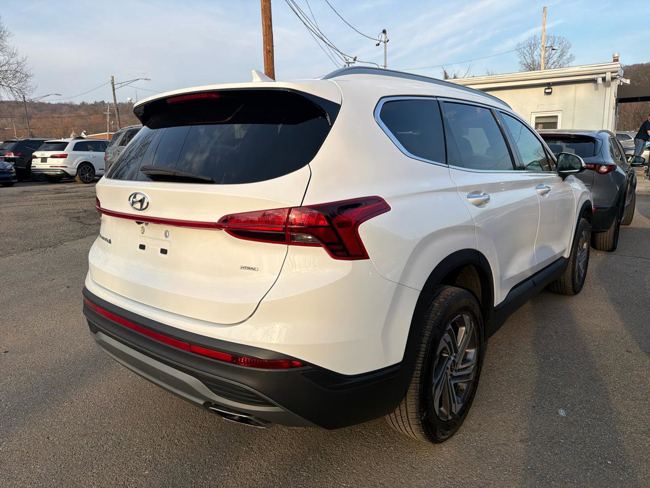 Used 2023 Hyundai Santa Fe SEL image 6