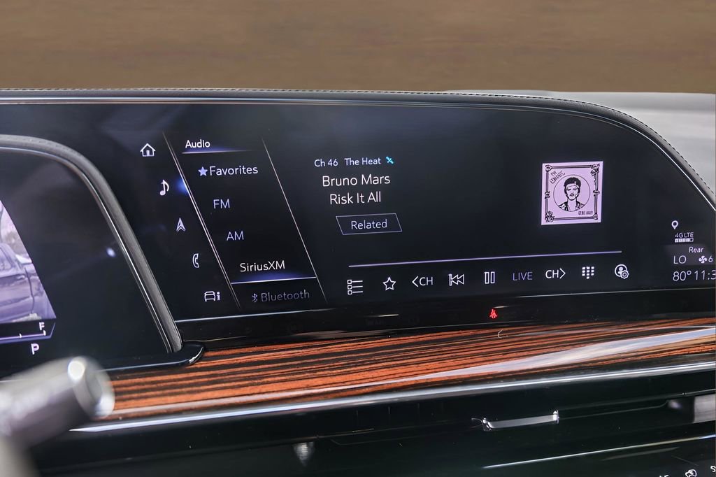 Certified 2023 Cadillac Escalade Premium Luxury image 16