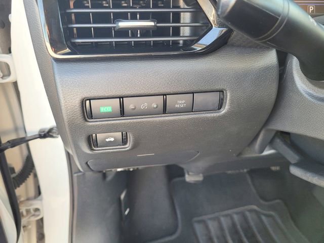 Used 2022 Nissan Sentra SV image 23