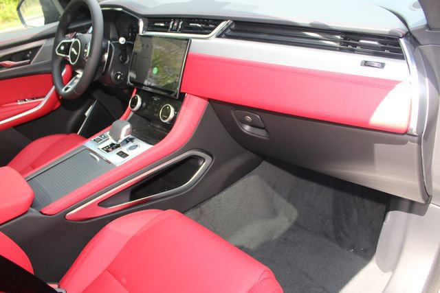 New 2026 Jaguar F-PACE R-Dynamic S image 24
