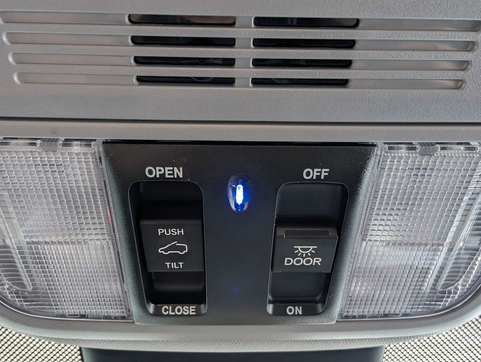 Used 2024 Honda Odyssey EX-L image 19