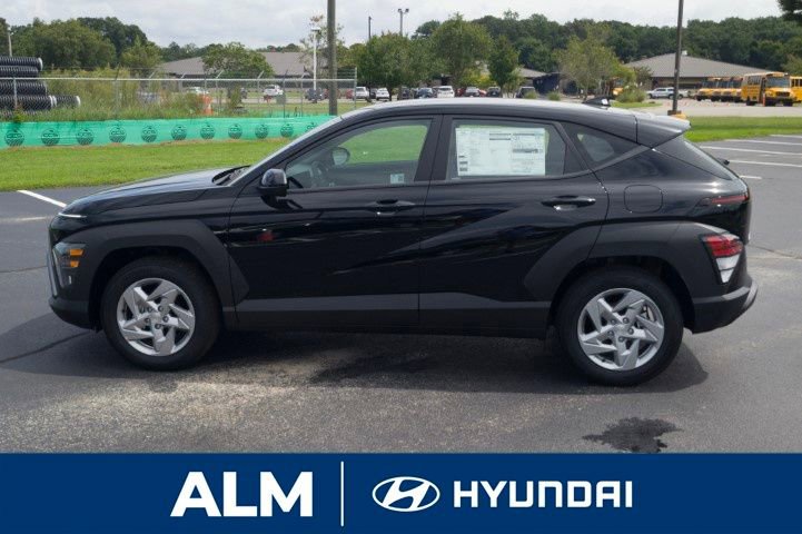 New 2026 Hyundai Venue SE image 8