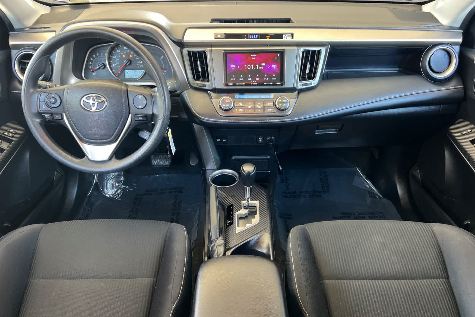 Used 2014 Toyota RAV4 XLE FWD image 3