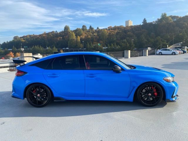 Used 2024 Honda Civic Type R image 2