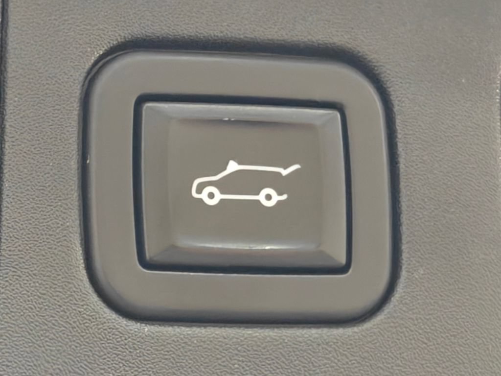 Used 2020 Cadillac XT5 Luxury AWD/4WD image 29