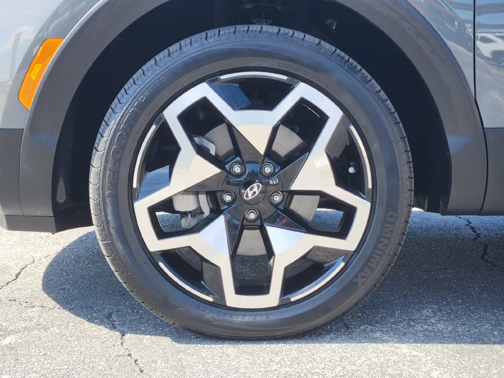 Used 2023 Hyundai Santa Cruz Limited AWD/4WD image 10