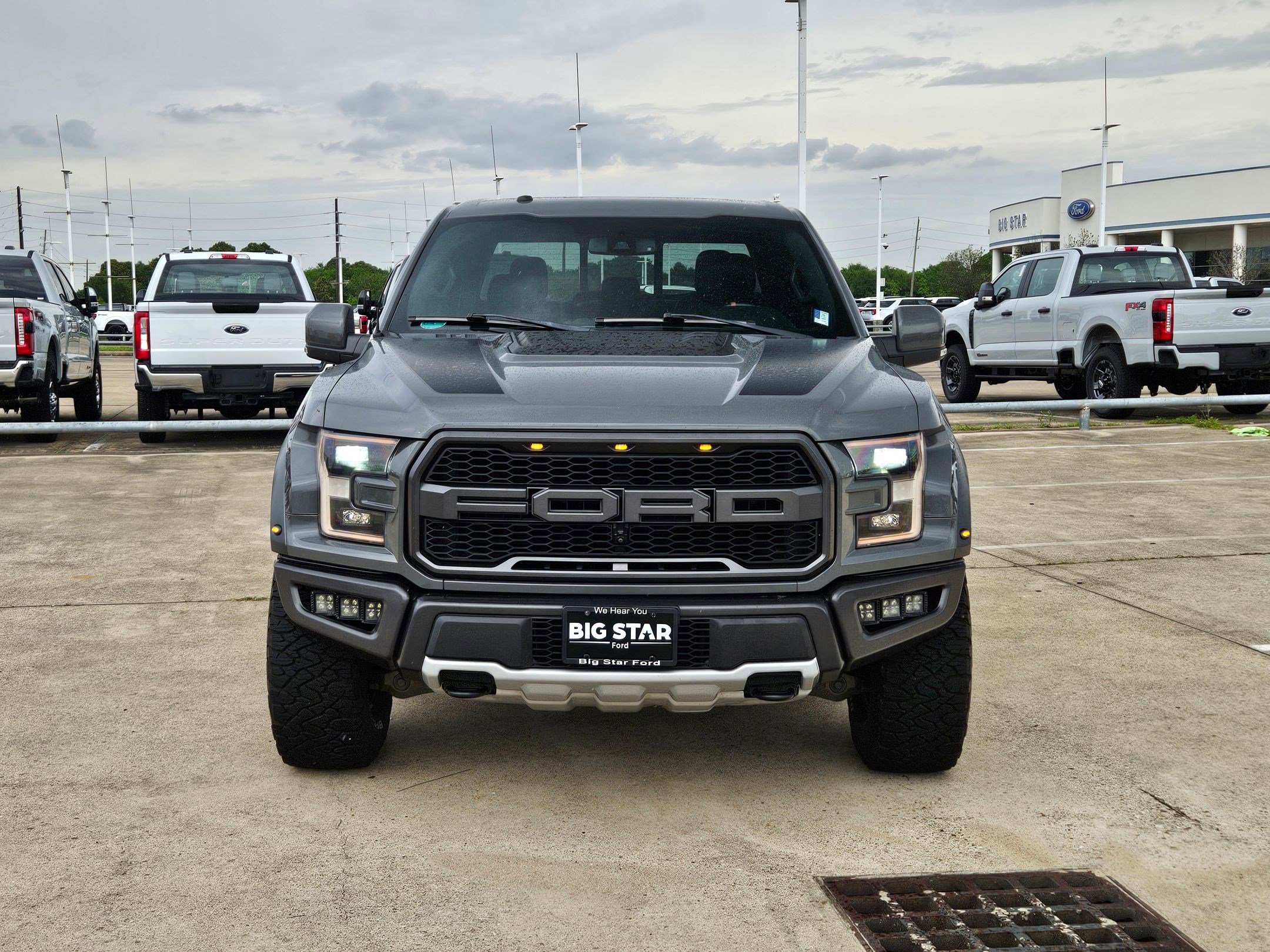 Used 2018 Ford F150 Raptor w/ Equipment Group 802A Luxury image 9