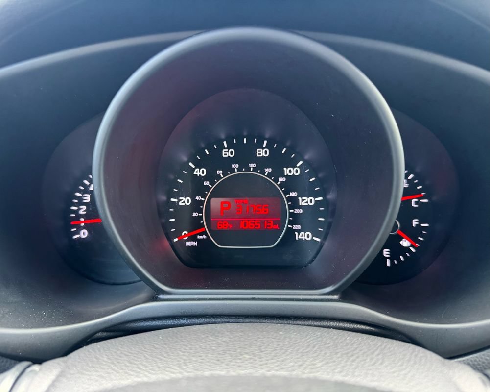 Used 2014 Kia Soul + w/ Audio Package FWD image 15