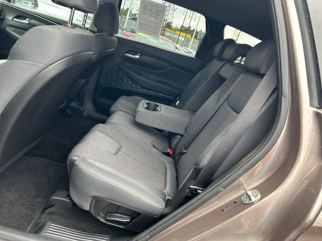 Used 2020 Hyundai Santa Fe SE w/ Cargo Package image 23