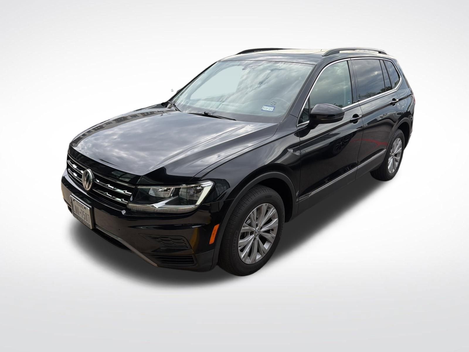 Used 2018 Volkswagen Tiguan SE FWD image 1