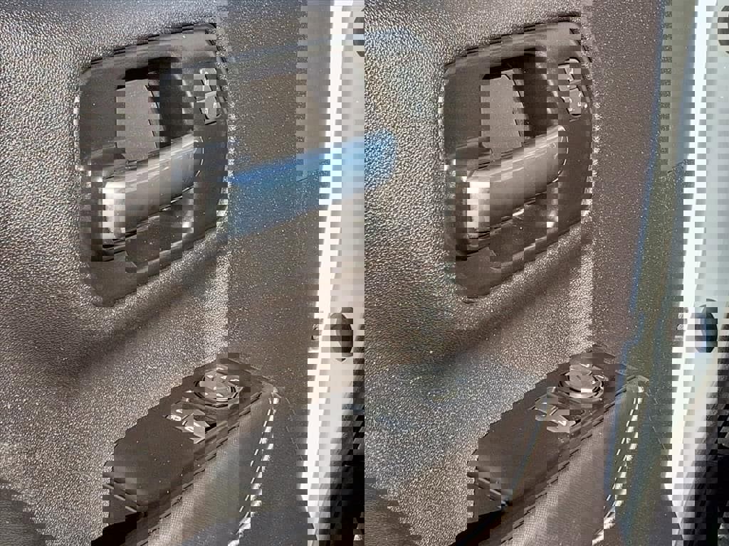 Used 2021 Chevrolet Silverado 1500 W/T w/ WT Value Package image 27