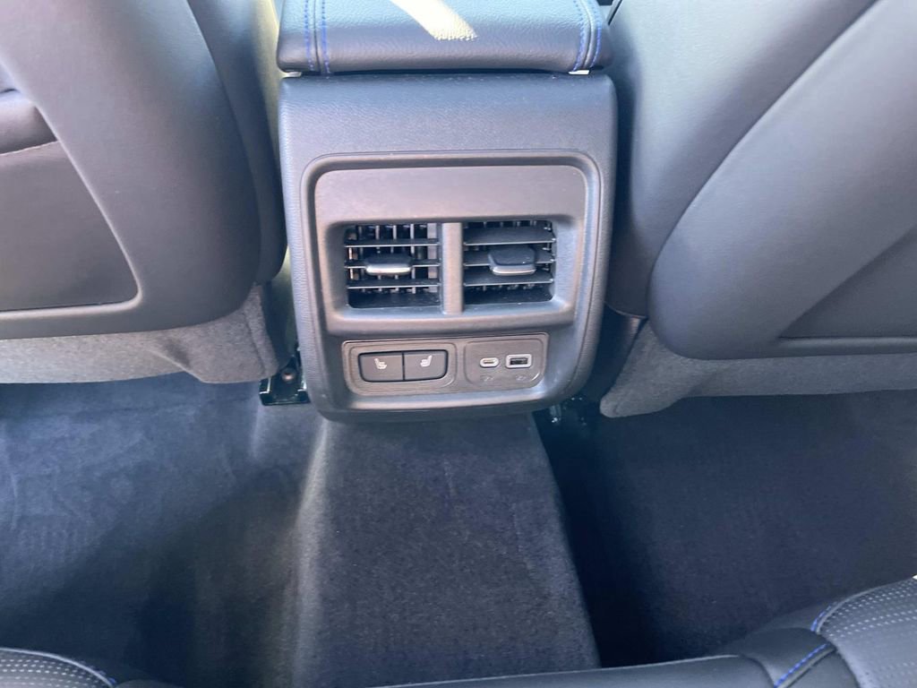 Certified 2024 Cadillac XT4 Sport image 17