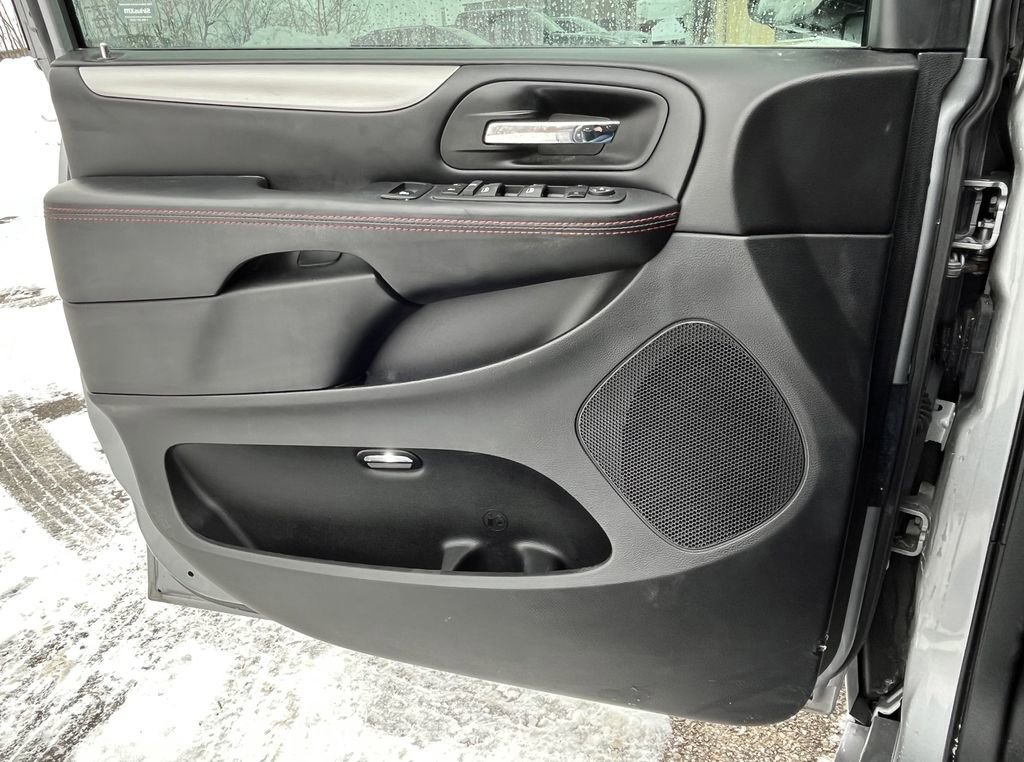 Used 2019 Dodge Grand Caravan GT image 8