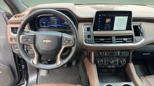 Used 2024 Chevrolet Tahoe High Country AWD/4WD image 22