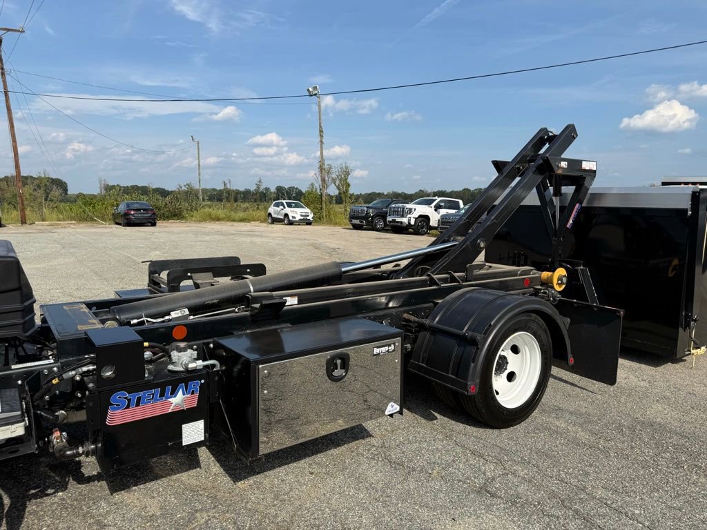 Used 2024 Chevrolet Low Cab Forward RWD image 30