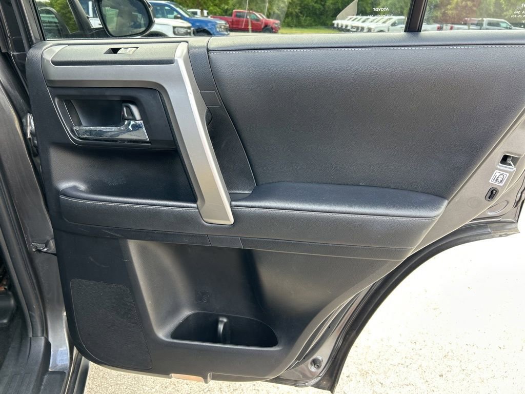 Used 2023 Toyota 4Runner SR5 image 39