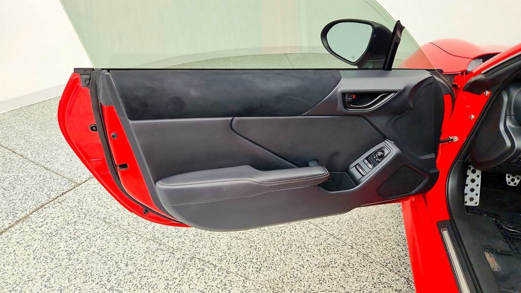 Used 2022 Toyota GR86 Premium RWD image 10