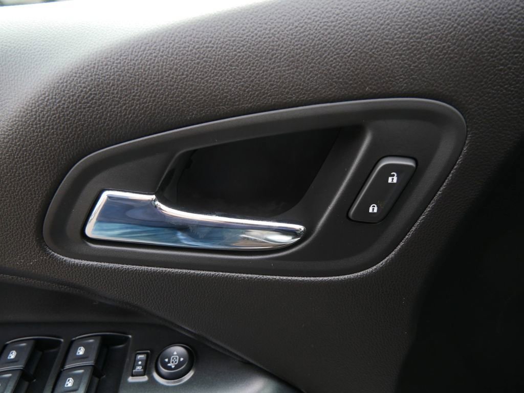 Used 2015 GMC Canyon SLT image 18