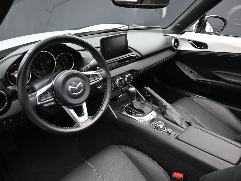 Used 2022 MAZDA MX-5 Miata RF Grand Touring image 25