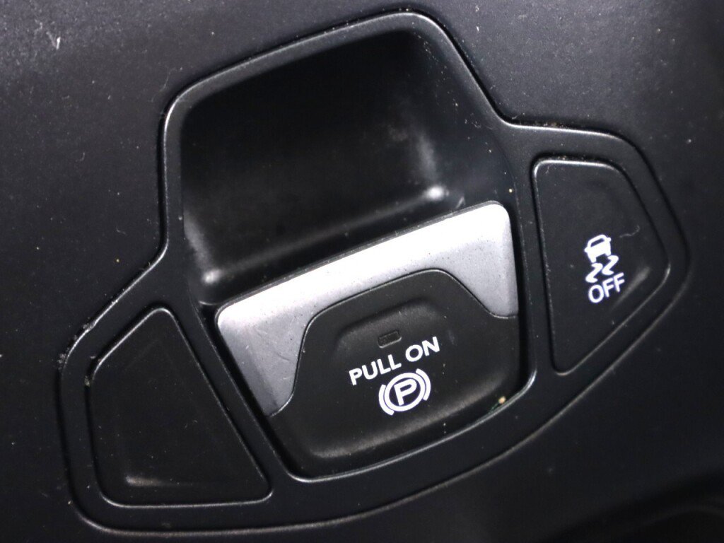 Used 2019 Jeep Renegade Altitude w/ Quick Order Package 2XM FWD image 26