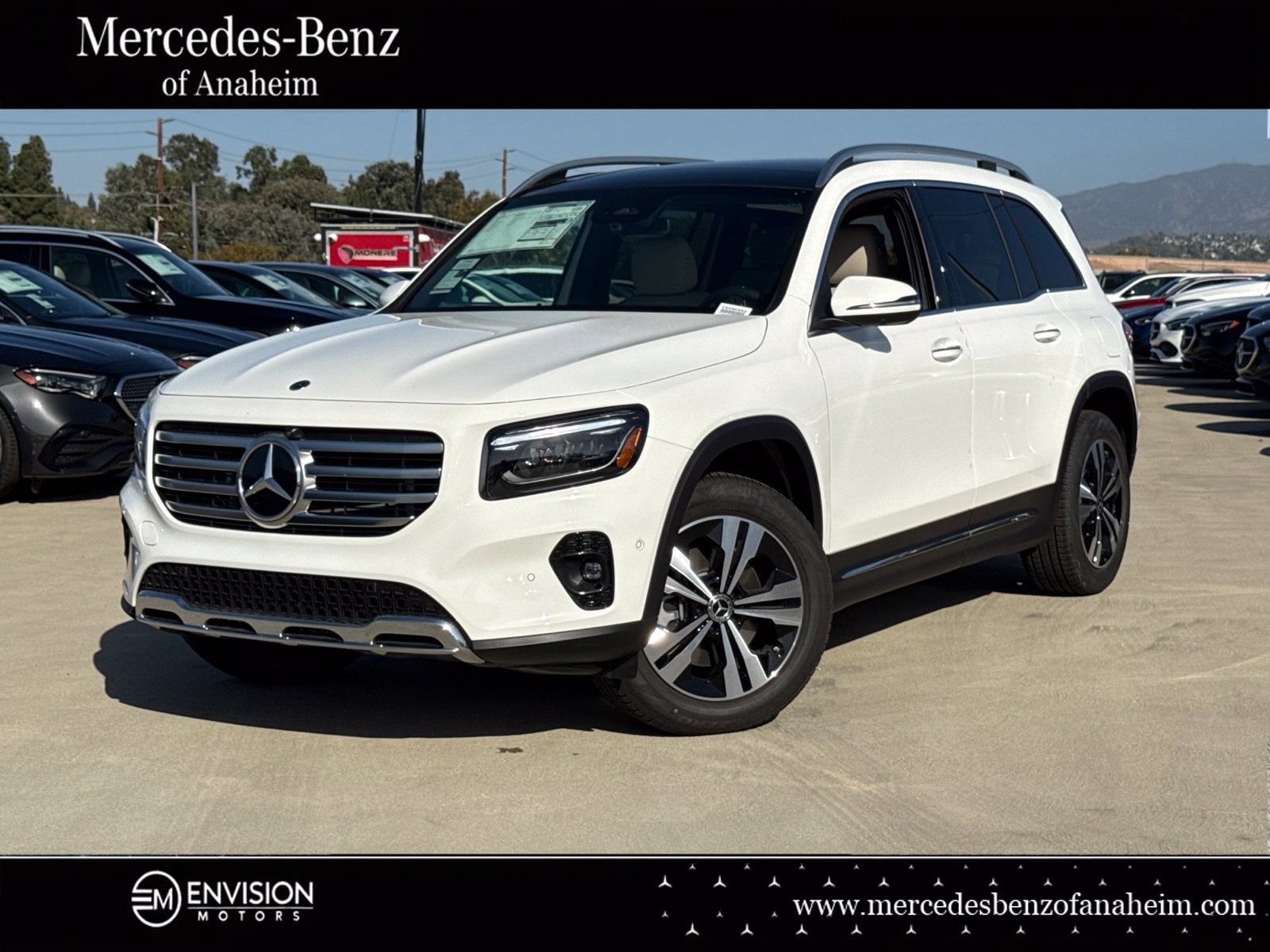 New 2026 Mercedes-Benz GLB 250 4MATIC image 1