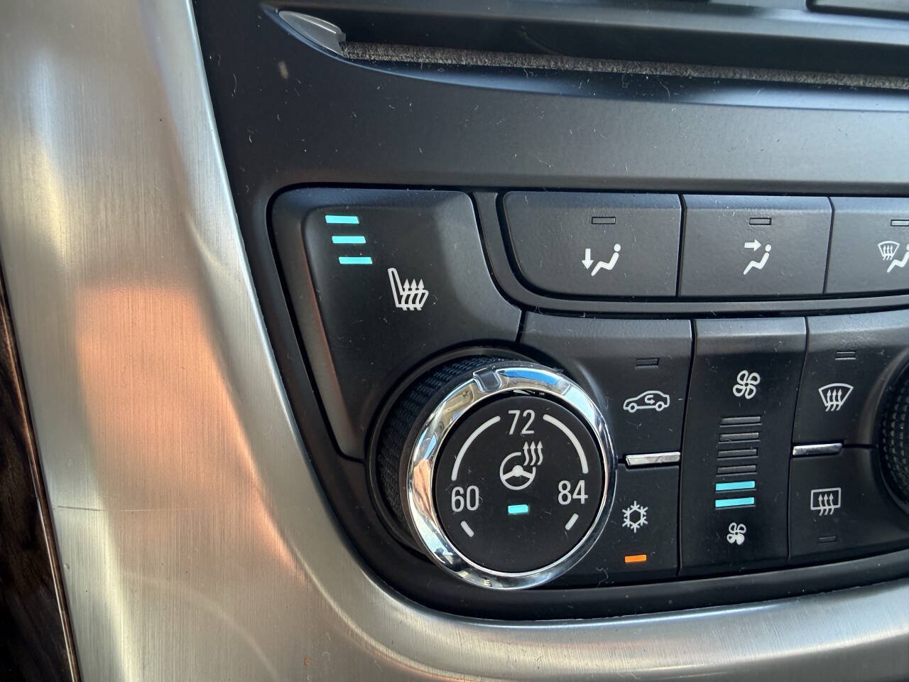 Used 2012 Buick Verano Leather FWD image 19